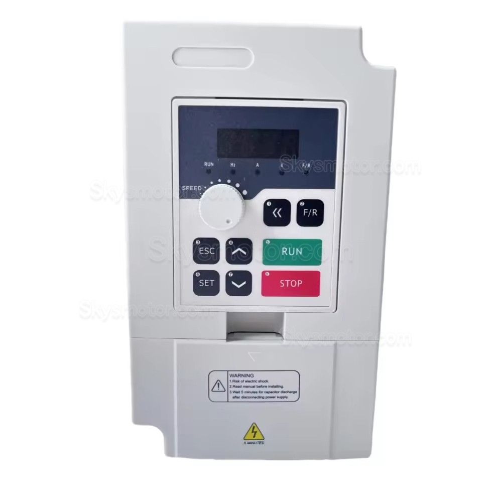 2.2kW 110V/220V/380V 水冷式スピンドルモーターキット OSP001699 VFD（可変周波数ドライブ）+ウォーターポンプ+ER20コレット13個+ブラケット付き